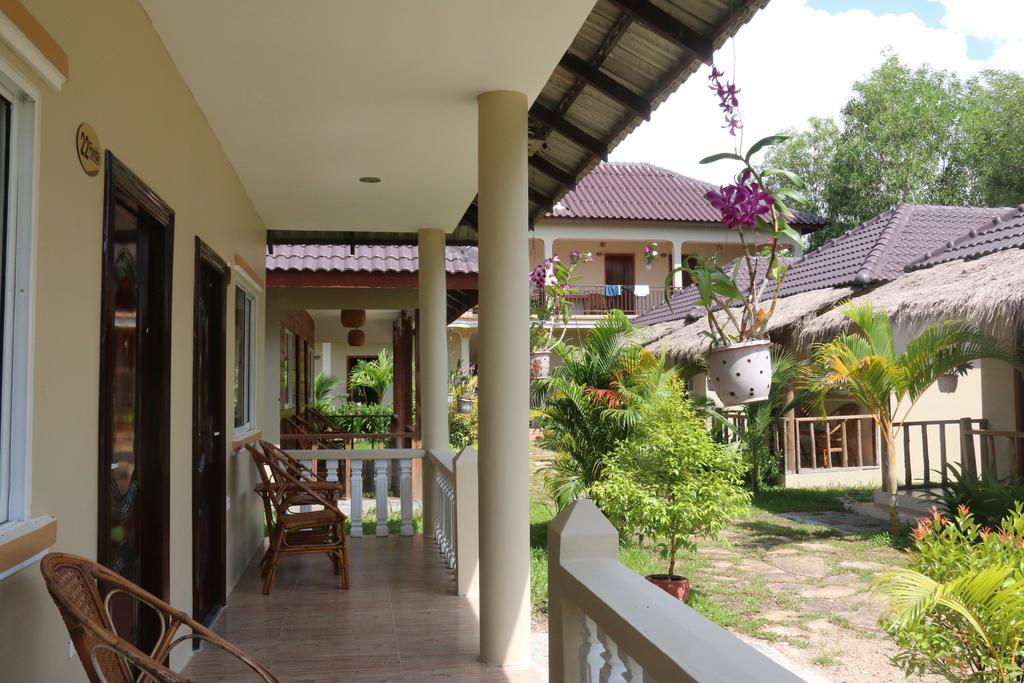 The Moonflower Bungalow Hotell Sihanoukville Eksteriør bilde