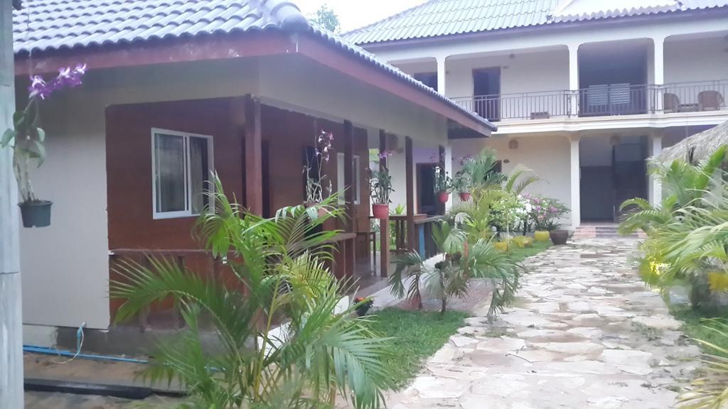 The Moonflower Bungalow Hotell Sihanoukville Eksteriør bilde