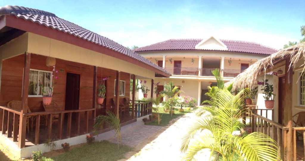 The Moonflower Bungalow Hotell Sihanoukville Eksteriør bilde